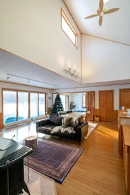 Huntsman Woods' Lodge - Image 5