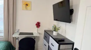 Modern Room in Shared Apartment Near NYC - Image 2