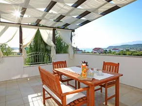 Spacious Apartment in Ljubac With Terrace - Image 4