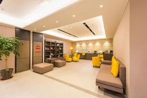 Home Inn Plus Dalian Development Zone Wanda Plaza Jinma Road - Image 4