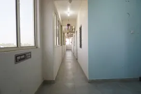Hotel Royal Inn Dehu - Image 5
