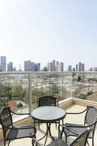 Downtown apartment 3BDR with city view - Image 4
