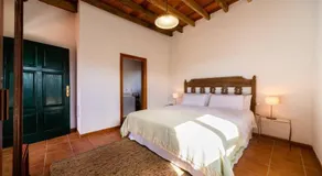 Casa entre viñedos en Masdache - Image 2