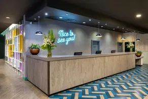 Leonardo Hotel Brighton - Image 4