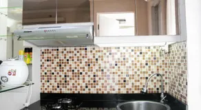 Comfortable 2BR Bassura City Apartment near Bassura Mall By Travelio - Image 5