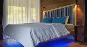 The Bridge View Cabin - Image 2