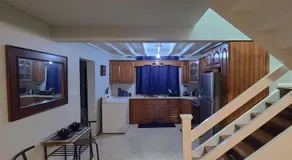 Cheerful 2 - Bedroom Townhouse with free parking in New Kingston - Image 3