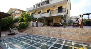 Dino's B&B - Image 3