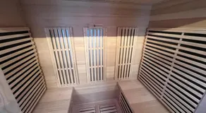 Esprit Violet - Joli Studio Salengro - Sauna & Sport club - Image 4
