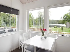4 person holiday home in Brålanda - Image 4