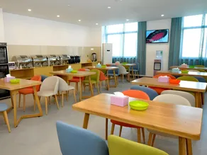 GreenTree Inn Linyi Shuixian Bus Station Business Hotel - Image 4