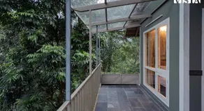 Dawnlight by VEO, StayVista - 2BHK Pet-Friendly Hill-View Villa - Image 4