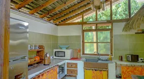 Charming 1BR Garden Bungalow - Image 3