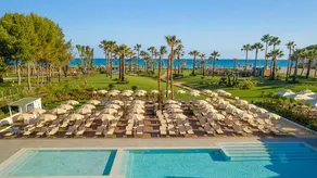 Mangia's Himera Beach Club - Image 4