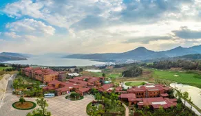 Qunyinghui Holiday Hotel - Image 4