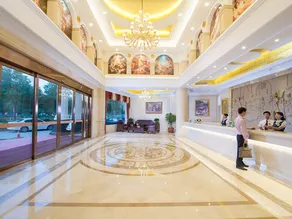 Vienna Hotel Meizhou Xingning District Plaza - Image 3