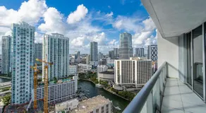 Modern High Rise One Bedroom at Icon Brickell (W) - Image 4