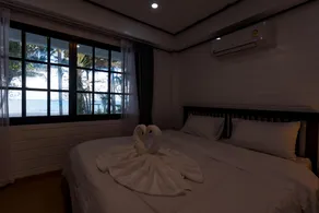 Beach House Pool Villa - Image 3