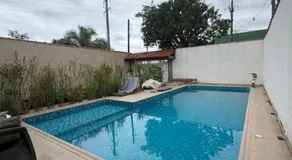 Casa Praia Grande 5min praia, 2 vagas, wi fi , 3 banheiros , piscina grande , freezer extra gelo , churrasqueira , até 9 pessoas - Image 5