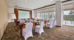 Whiz Prime Hotel Pajajaran Bogor - Image 4