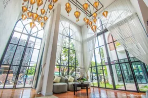 Lanna Oriental Hotel - Image 3