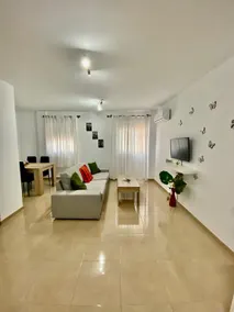 Nuevo y Moderno apartamento en Nerja con Patio - Image 3