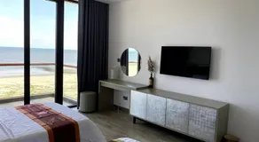 Biệt thự nghỉ dưỡng mặt biển, cao cấp và riêng tư - Image 2