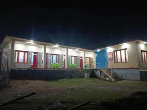 Hotel Yamuna Divya Darshan Jankichatti Uttarakhand - Image 4