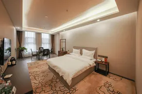 Liren Tangquan Hotel (Wanda Plaza store of Datong South Railway Station) - Image 2