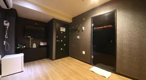 Vitamin Hotel - Image 3