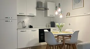 V&C HOME RENTAL SPECIALIST Appartamenti fronte Lago Maggiore - Image 3