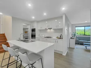 Spacious 4-Bed House Near Batemans Bay Centre - Image 5