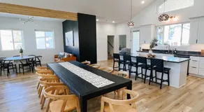 LUXURY MODERN FAMILY VACATION- Bison Ridge Retreat - Image 4