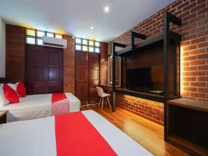 Little Kampung Studio - Image 2