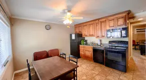 Spacious 2 Bedroom Condo for up to 8 Guests! Hartford Inlet 100 - Image 3