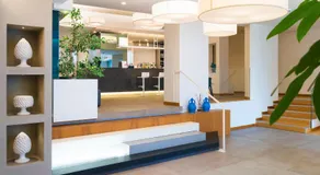 Albatros Beach Hotel - Image 2