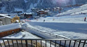 AlpeLuce Mountain Chalet - Image 2