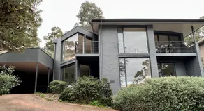 Architect designed 4 bedroom with ocean views from every room - Image 4