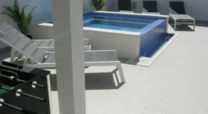 Wohnung in Kaštel Sucurac mit Meerblick - Image 4