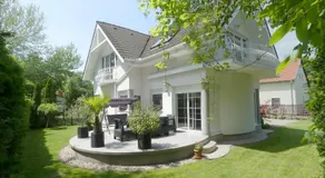 Zsolnai Apartments Siofok - Image 2