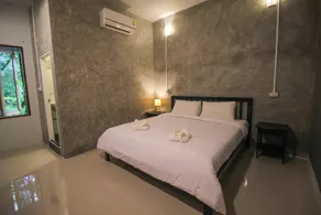 Koh Jum Bungalow & Hostel - Image 3