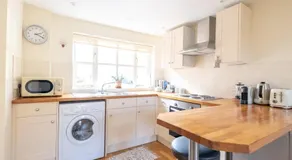 Cosy loft apartment near Oxford - Pass the Keys - Image 4