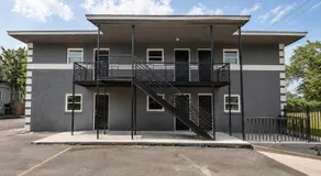 Near NRG Stadium and Medical Center Free Parking Pet Friendly - Image 3