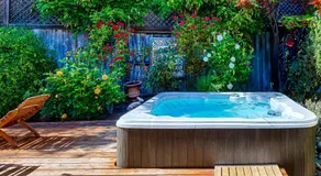 Spacious Oasis Hot Tub Backyard Garden 3BR/2BA - Image 4