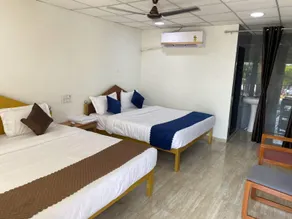 Cresta Villa Resort - Image 2