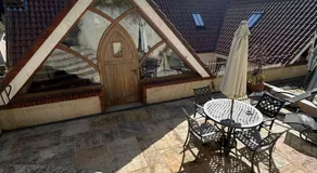 1 Bed Suite - Sleeps 2 Patio Parking & Wifi - Image 5