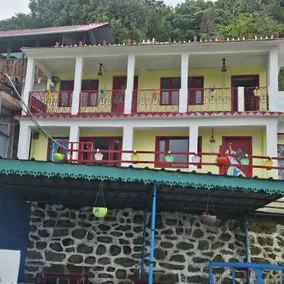Jugnoo Cafe and Stay - Image 4