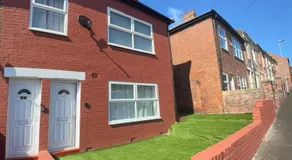 Bright Housing - Image 4