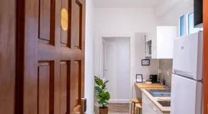 Room 45 - Image 3