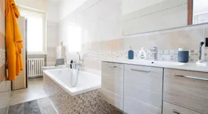 [Reni House]-Bright apartment+free park - Image 2